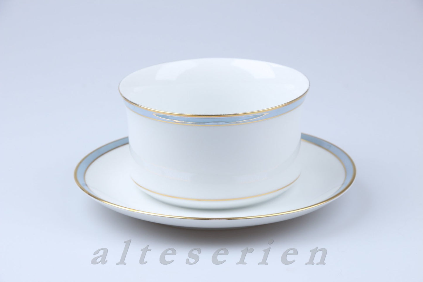 Sauciere mit Teller einteilig