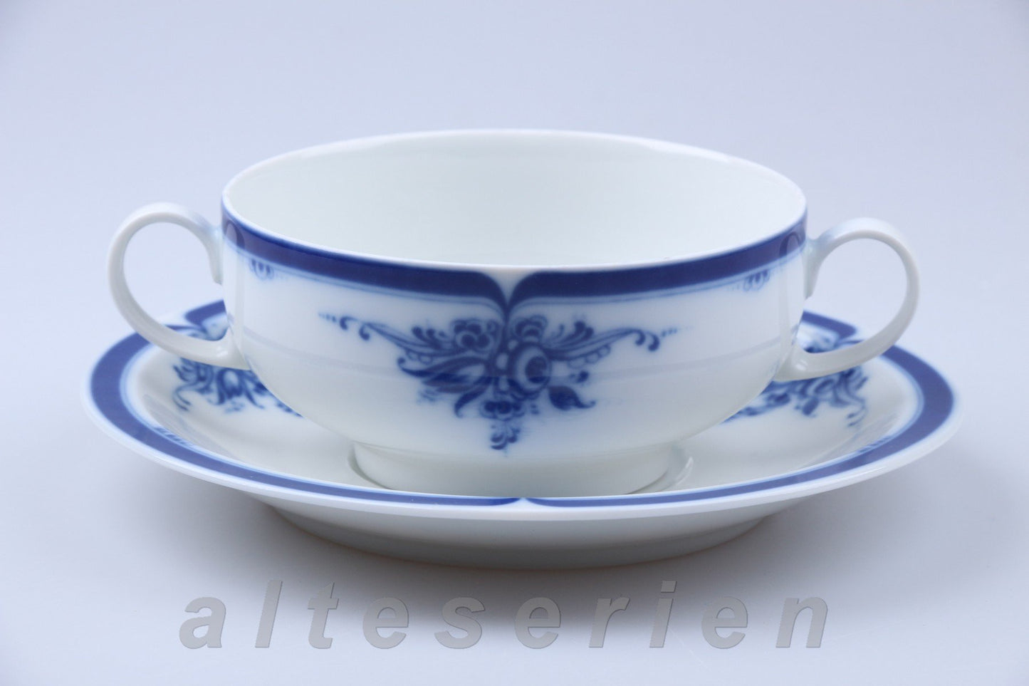 Suppentasse mit Untere