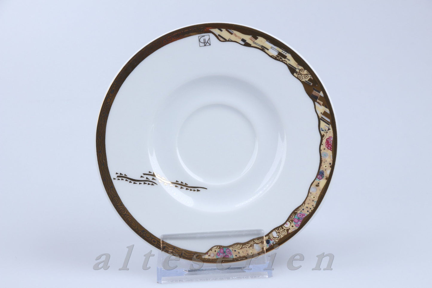 Untertasse für Kaffee Der Kuss