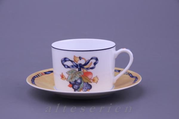 Teetasse mit Untere