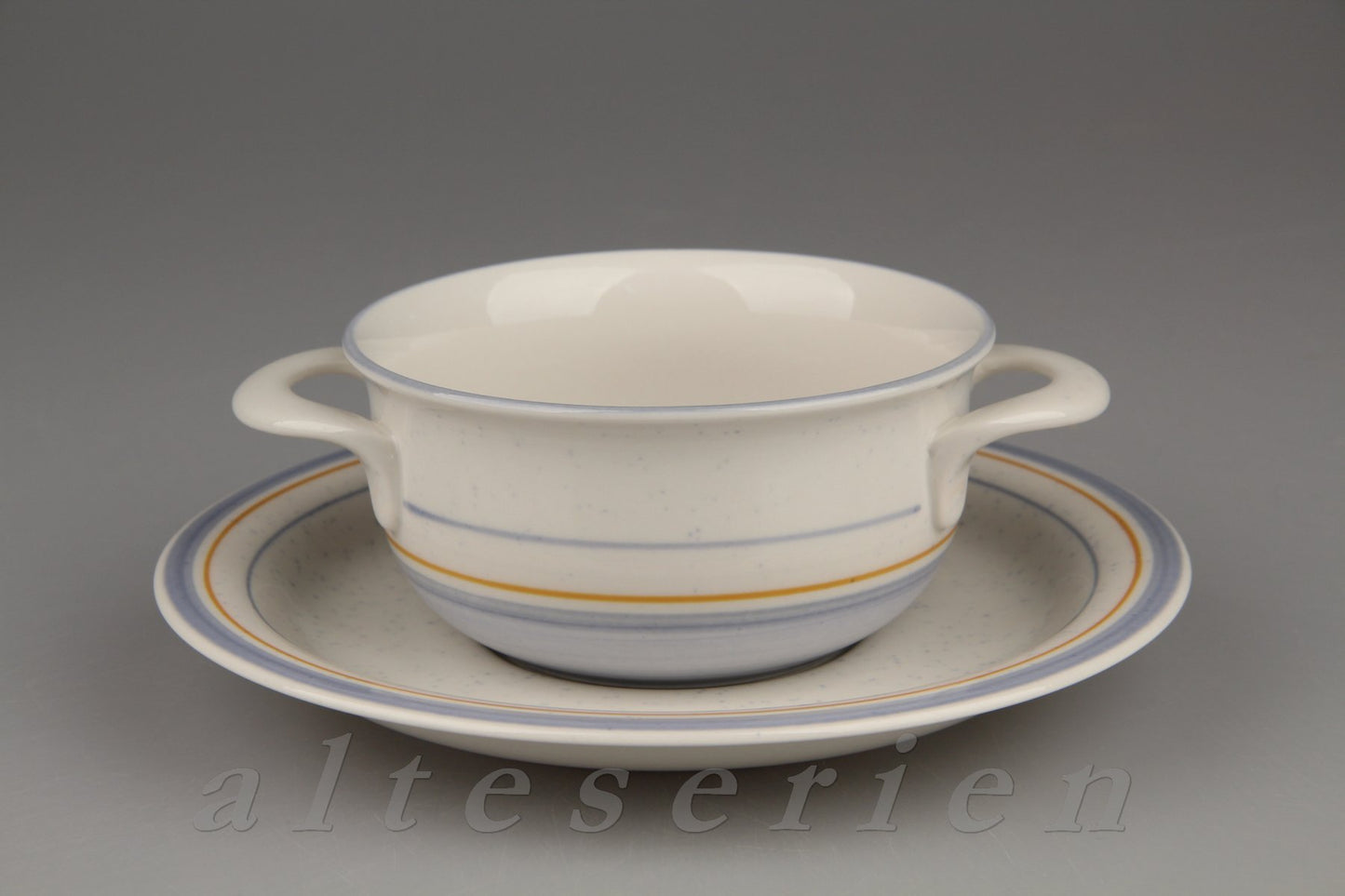Suppentasse mit Untere