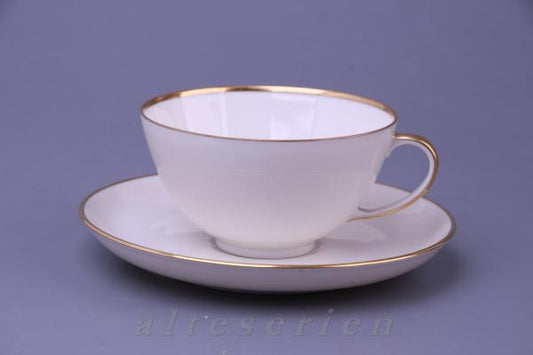 Teetasse mit Untere