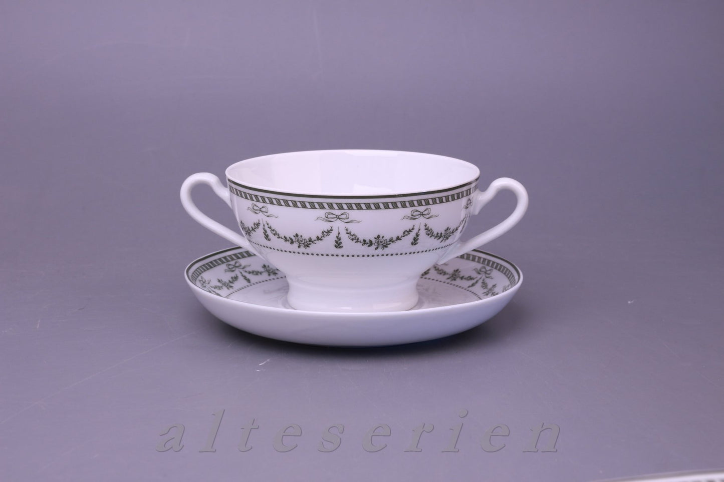 Suppentasse mit Untere