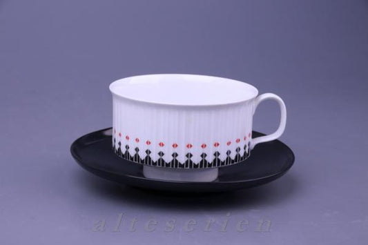 Teetasse mit Untere