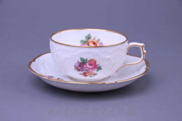 Teetasse mit Untere