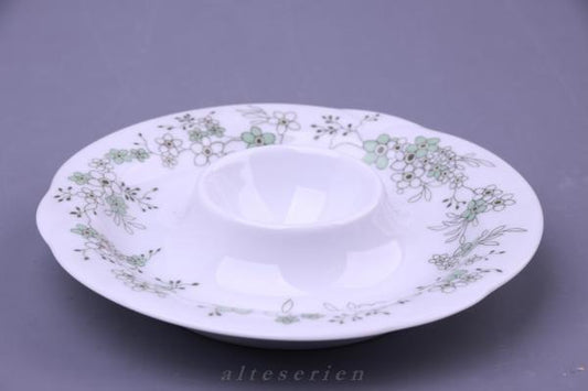 Eierbecher mit Schalenablage