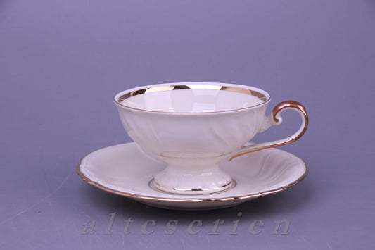 Teetasse mit Untere
