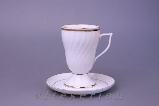 Pharisäertasse mit Untere Goldrand