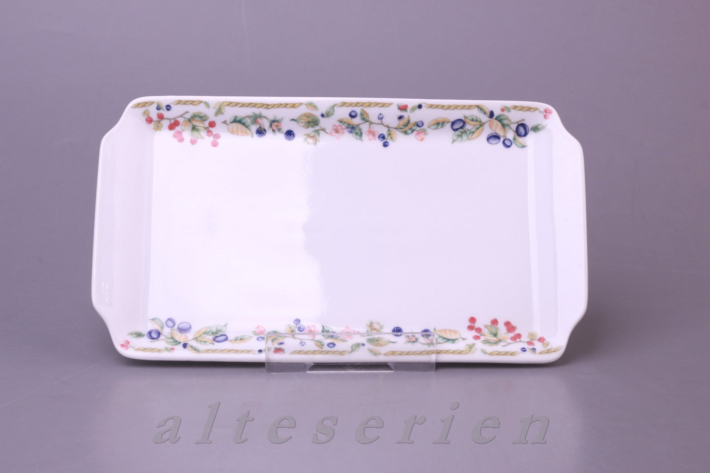 Tablett f Zucker und Milch