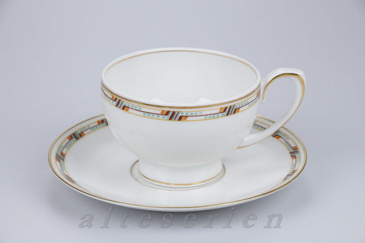 Teetasse mit Untere