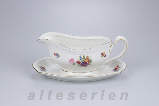 Sauciere mit Teller einteilig