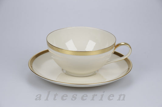 Teetasse mit Untere