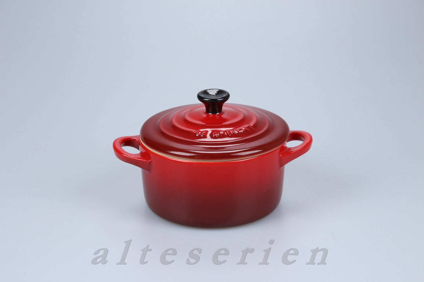 Kochtopf mit Deckel Rot