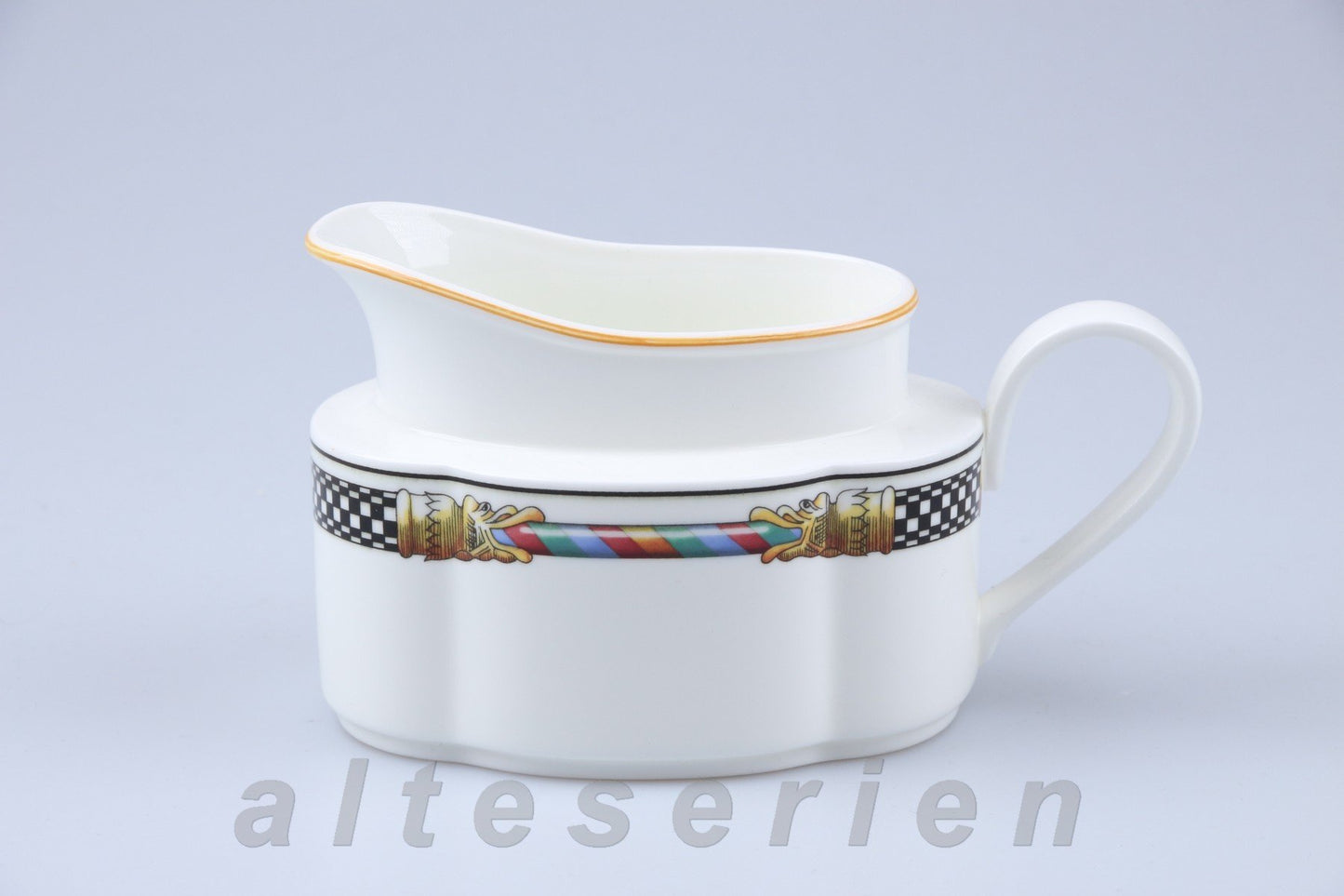 Sauciere ohne Teller