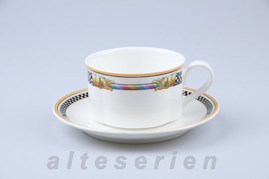 Teetasse mit Untere