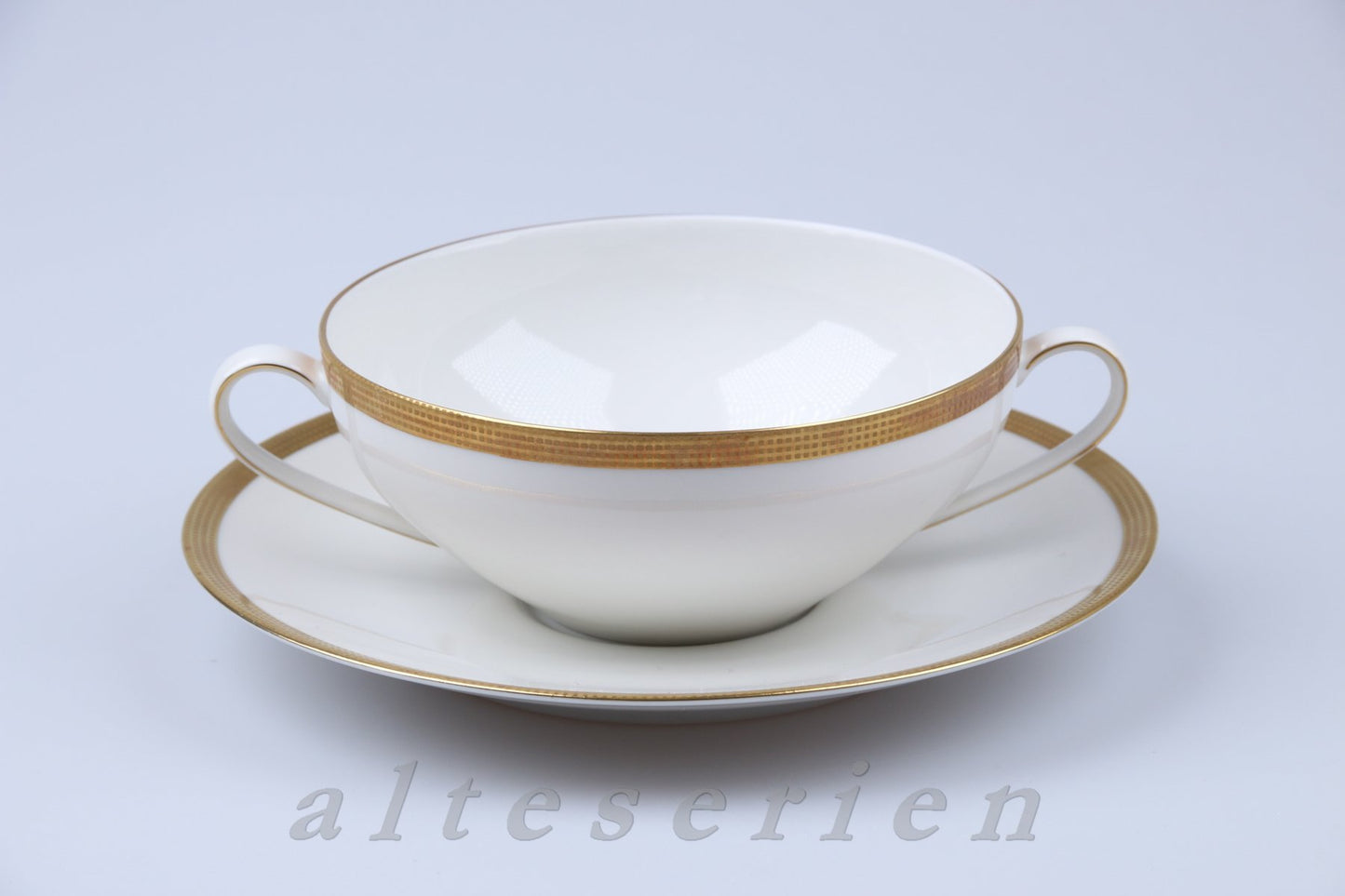 Suppentasse mit Untere