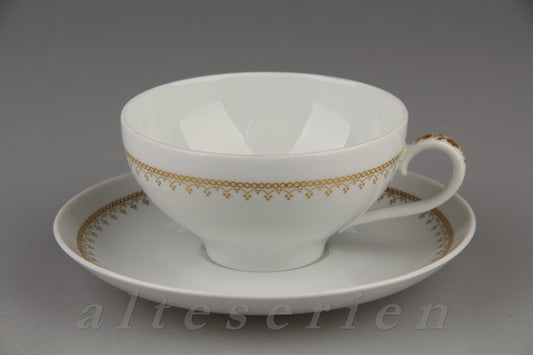 Teetasse mit Untere