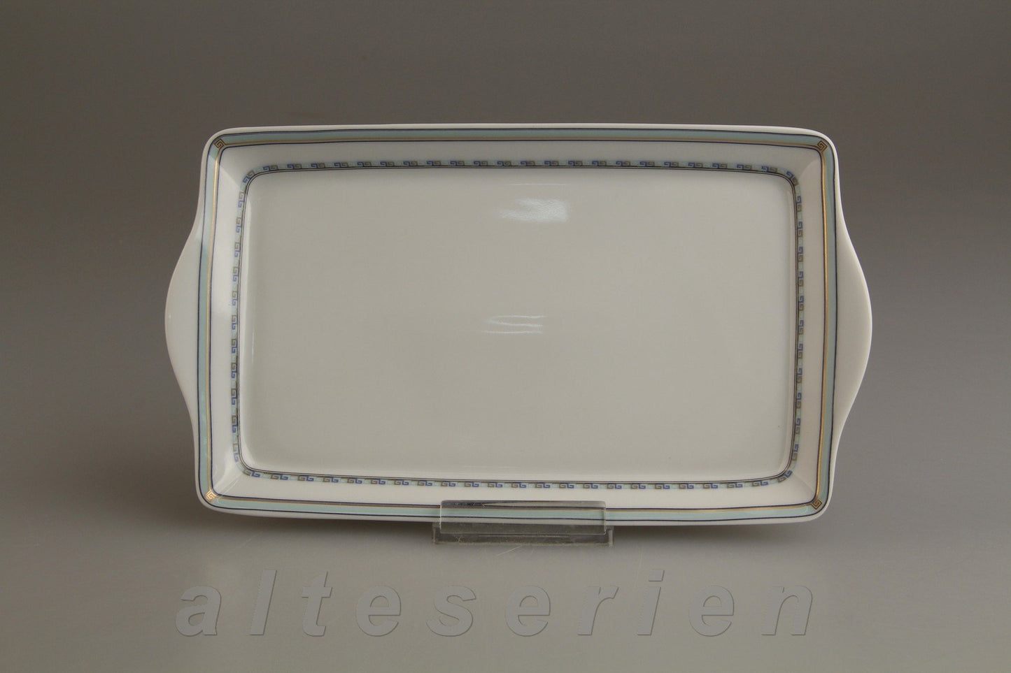 Tablett f Zucker und Milch