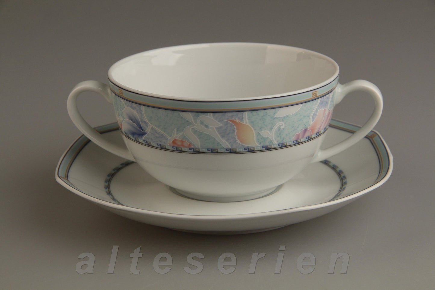 Suppentasse mit Untere