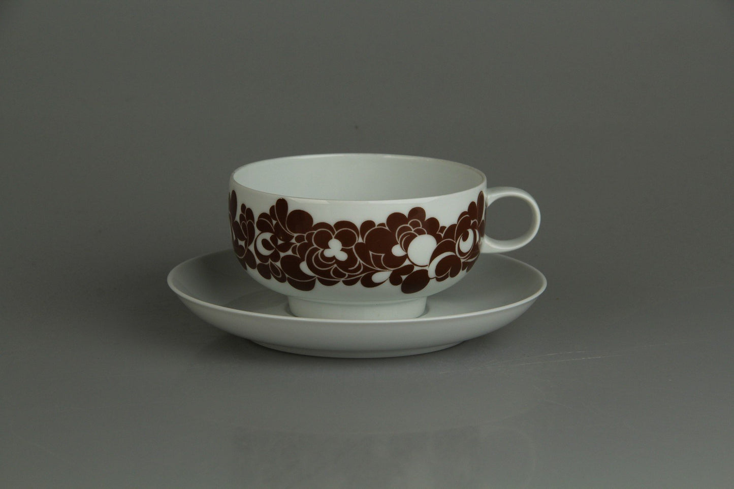 Frühstückstasse mit Untere