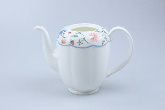 Kaffeekanne ohne Deckel