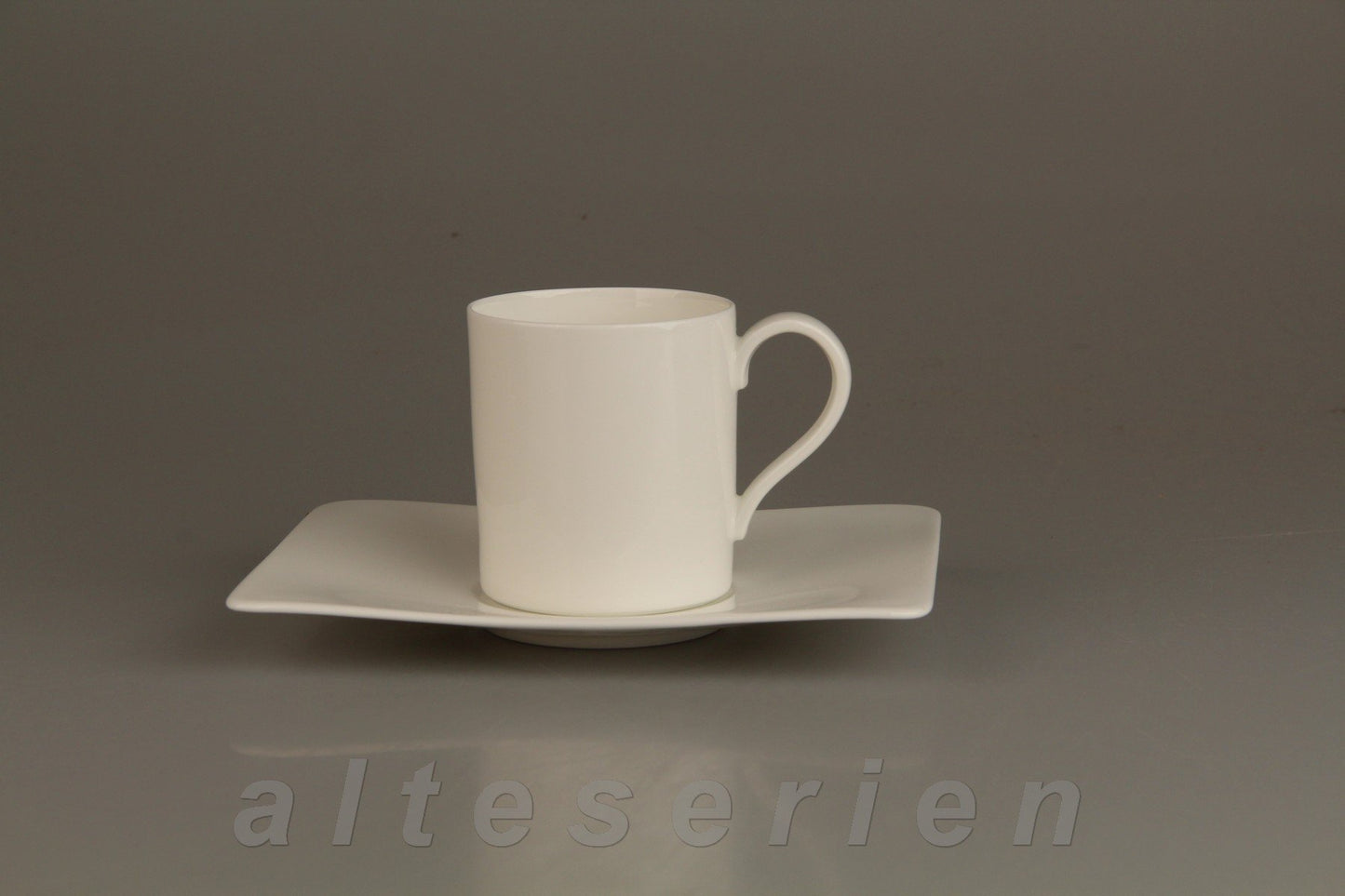 Kaffeetasse mit Untere