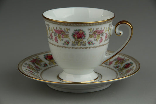 Kaffeetasse mit Untere