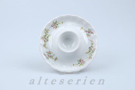 Eierbecher mit Schalenablage