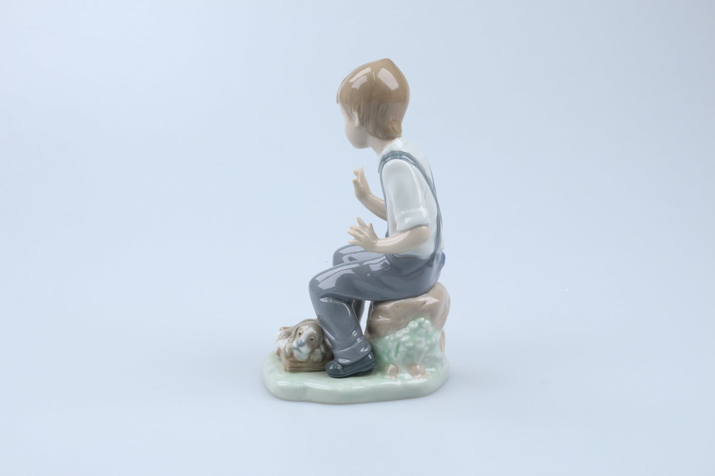 Junge mit Hund  8-17S