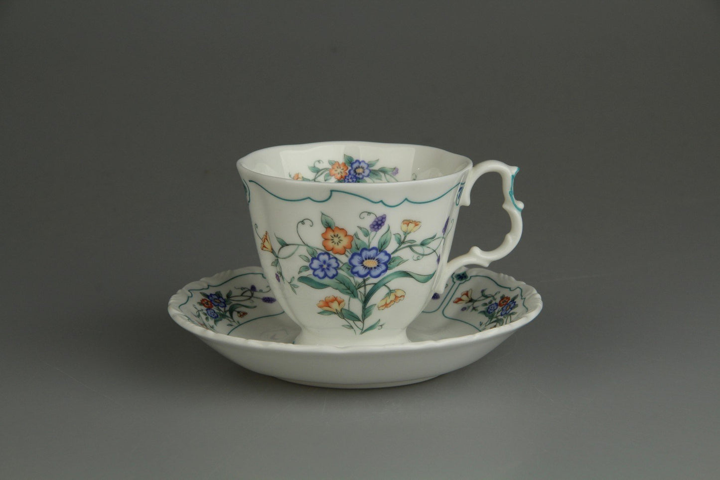 Kaffeetasse mit Untere