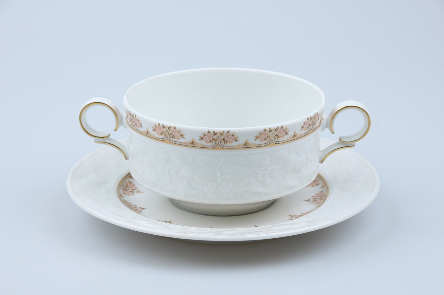 Suppentasse mit Untere