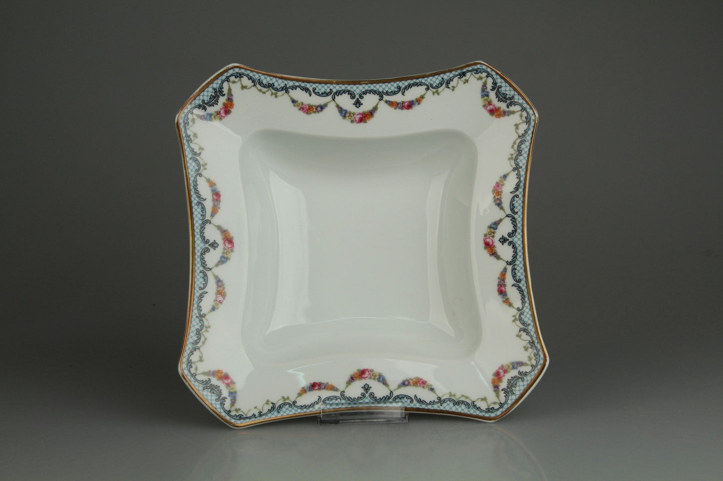 Schüssel mittelgroß