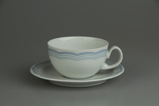 Teetasse mit Untere