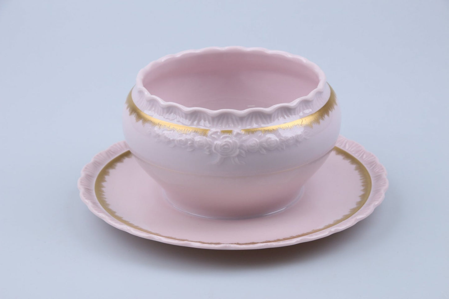 Sauciere mit Teller einteilig