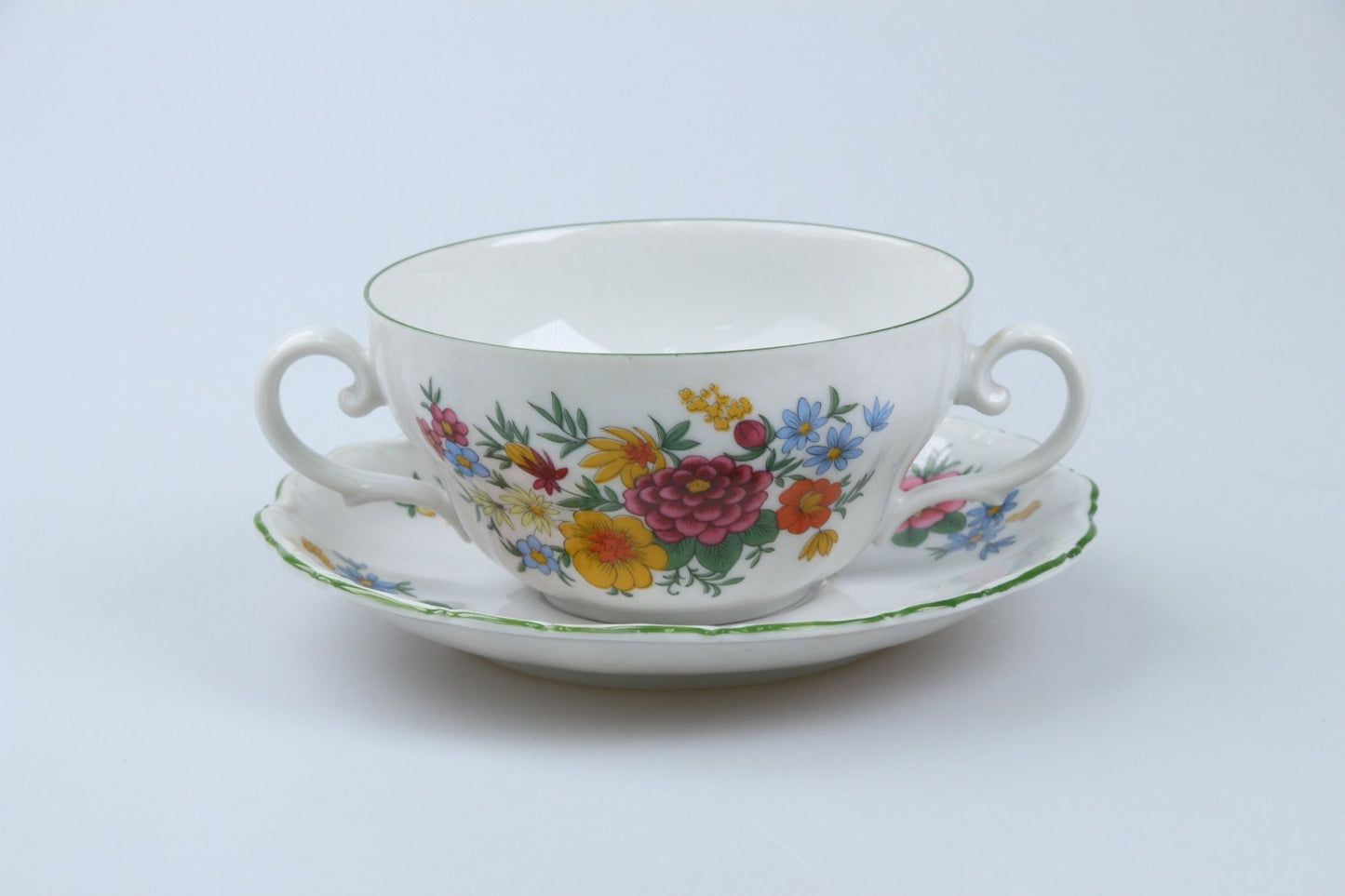 Suppentasse mit Untere