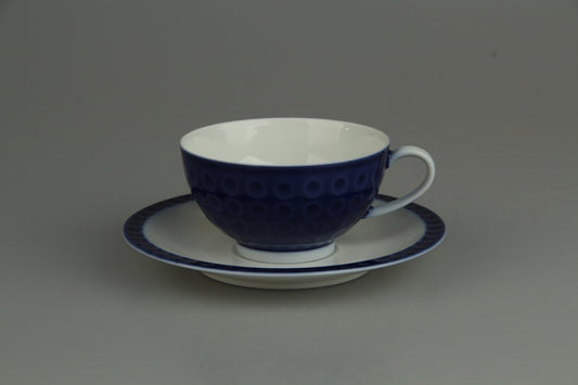 Teetasse mit Untere