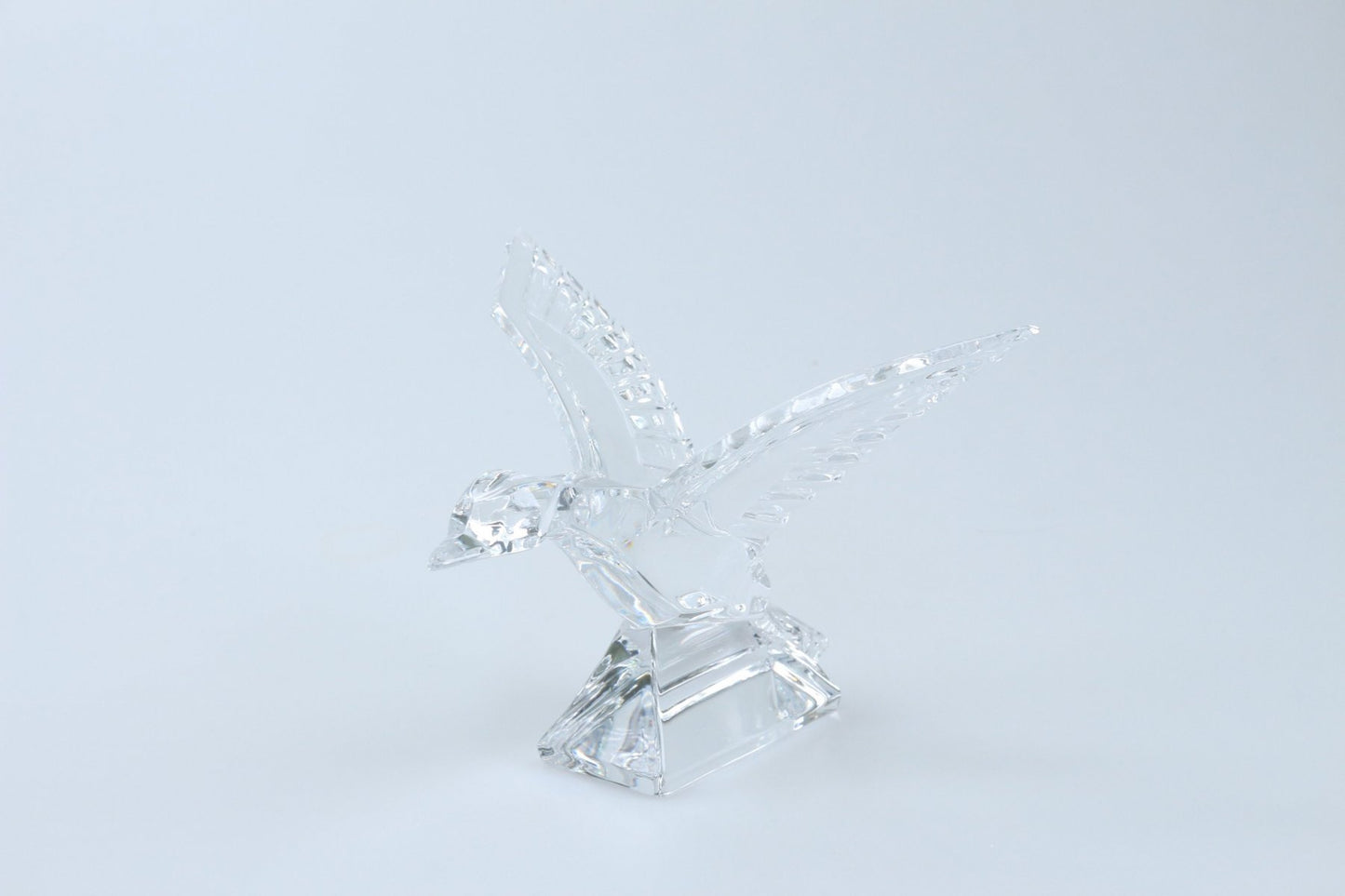 Glasfigur Wasservogel im Abflug