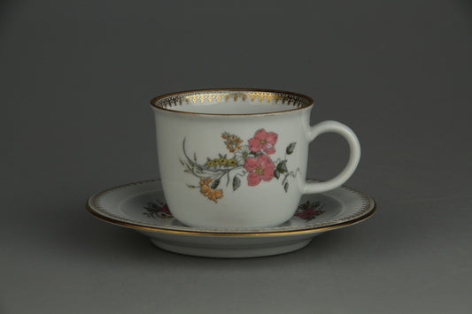 Kaffeetasse mit Untere