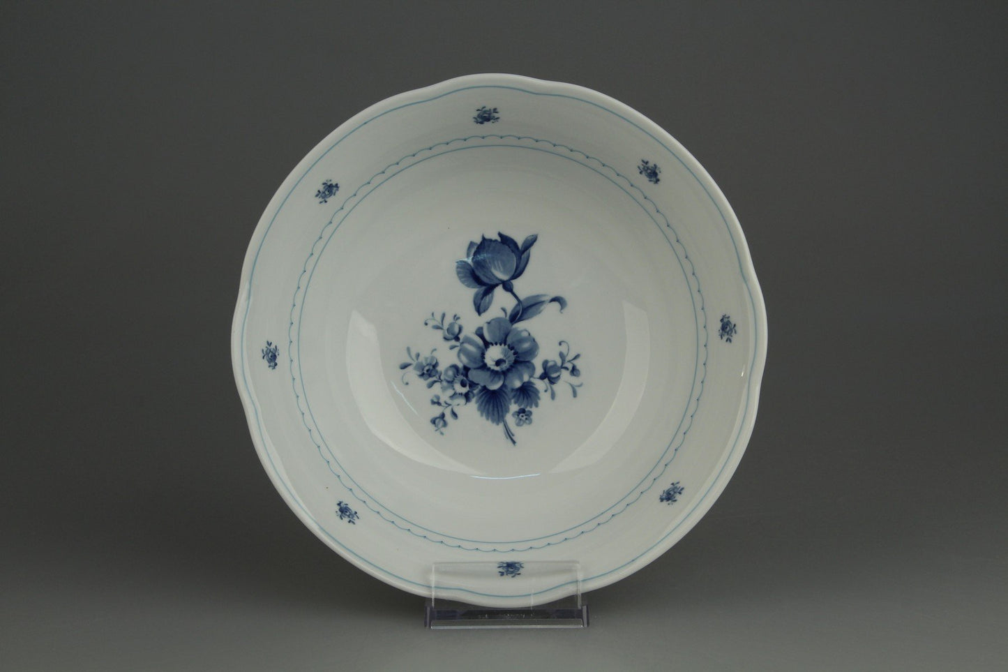 Schüssel mittelgroß