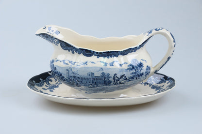 Sauciere mit Teller einteilig