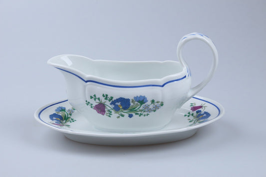 Sauciere mit Teller einteilig