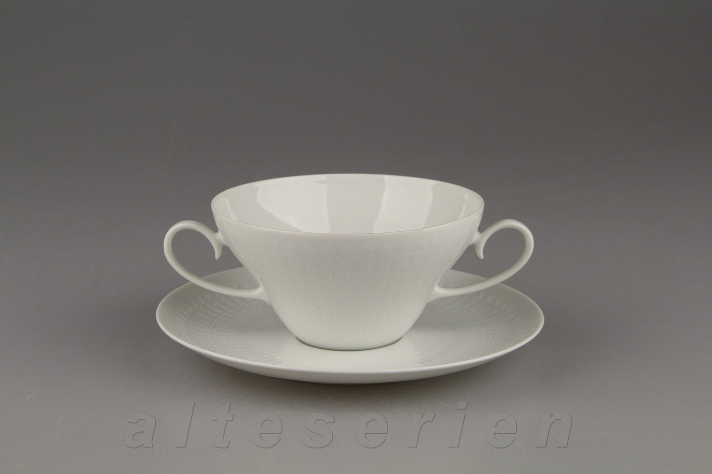 Suppentasse mit Untere