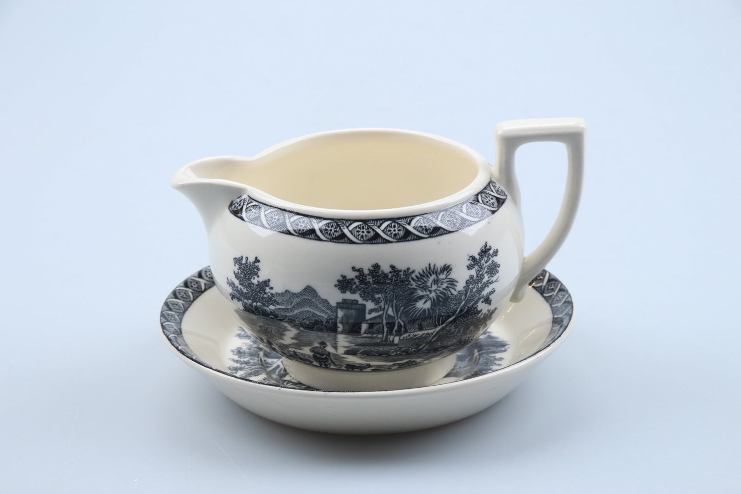 Milchkännchen klein mit Untere