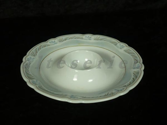 Eierbecher mit Schalenablage