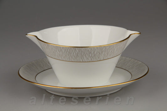 einteilige Sauciere mit Gießer