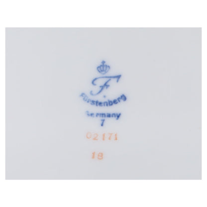 Kuchenteller mit Fahne