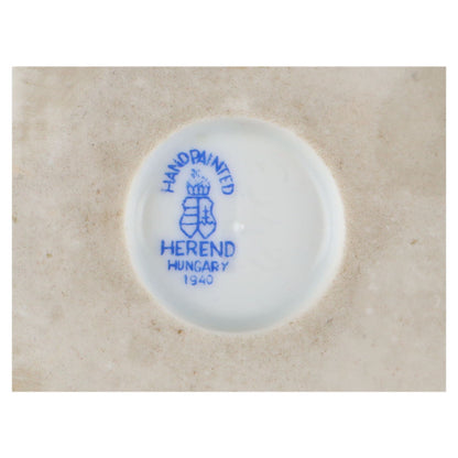 Vase Amphore klein auf 4 Füßen Modell 6403