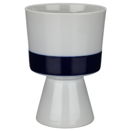 Becher auf Fuss II. Wahl