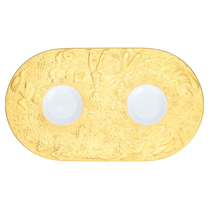 Tablett mit Milchkännchen und Zuckerdose