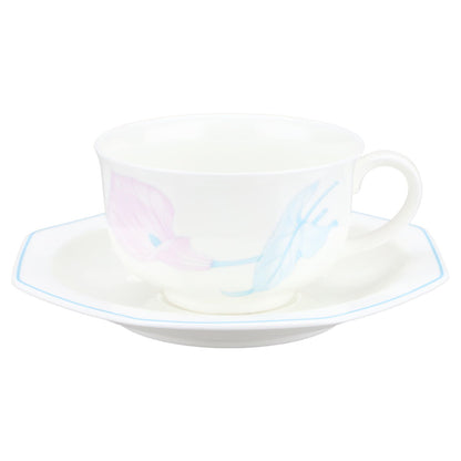 Teetasse mit Untere